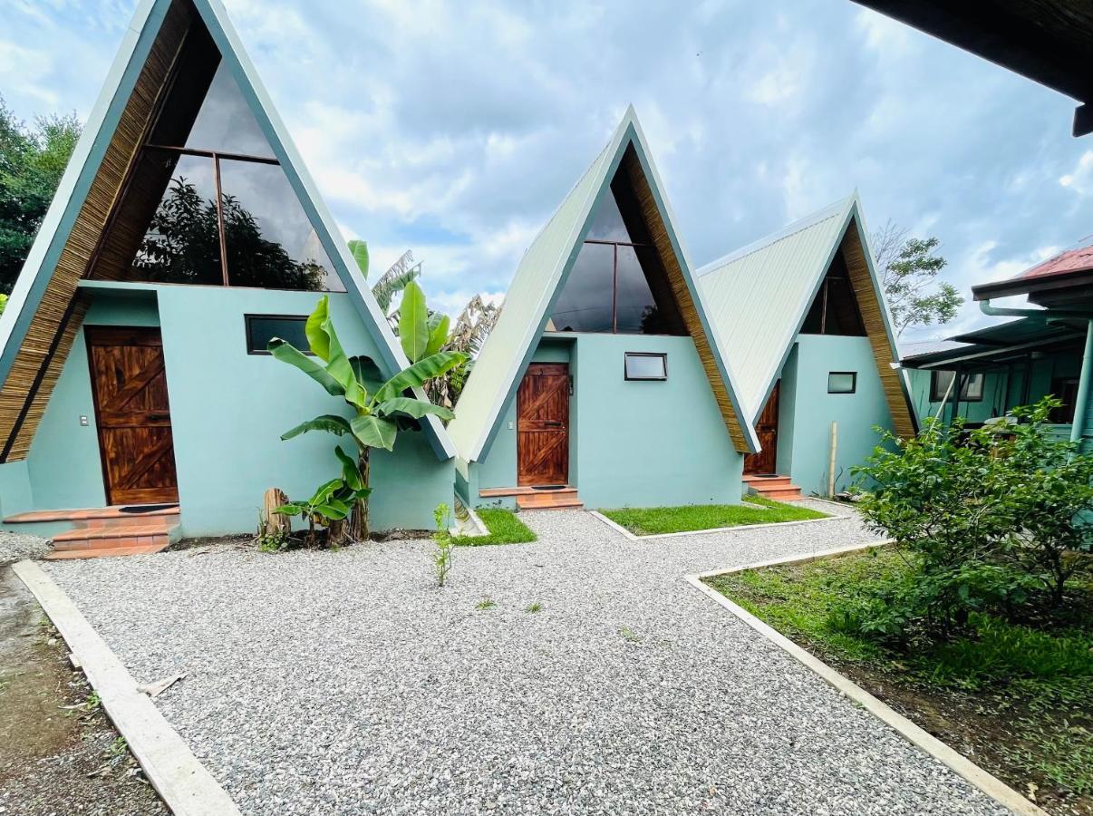 Las Casitas Italiana Sabalito 外观 照片